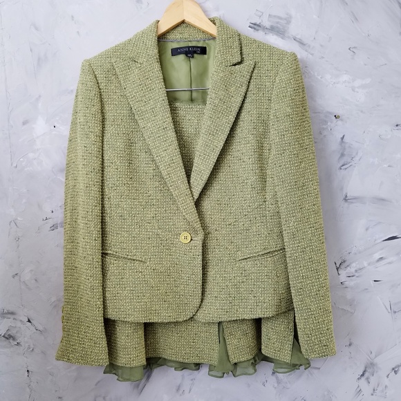 Anne Klein Jackets & Blazers - ANNE KLEIN Green Tweed Jacket & Skirt Suit